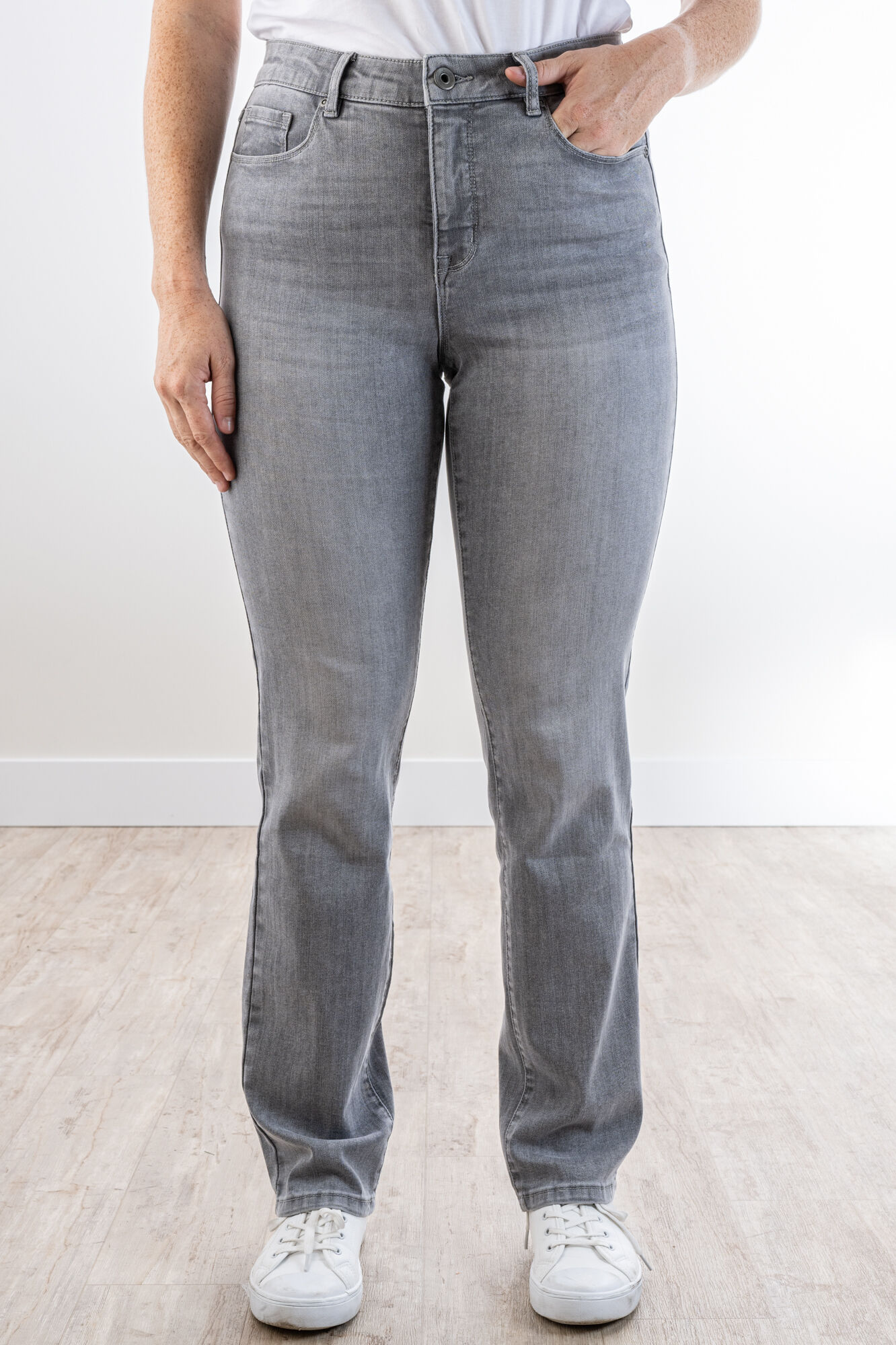 Mid-Rise Straight Denim Image 4