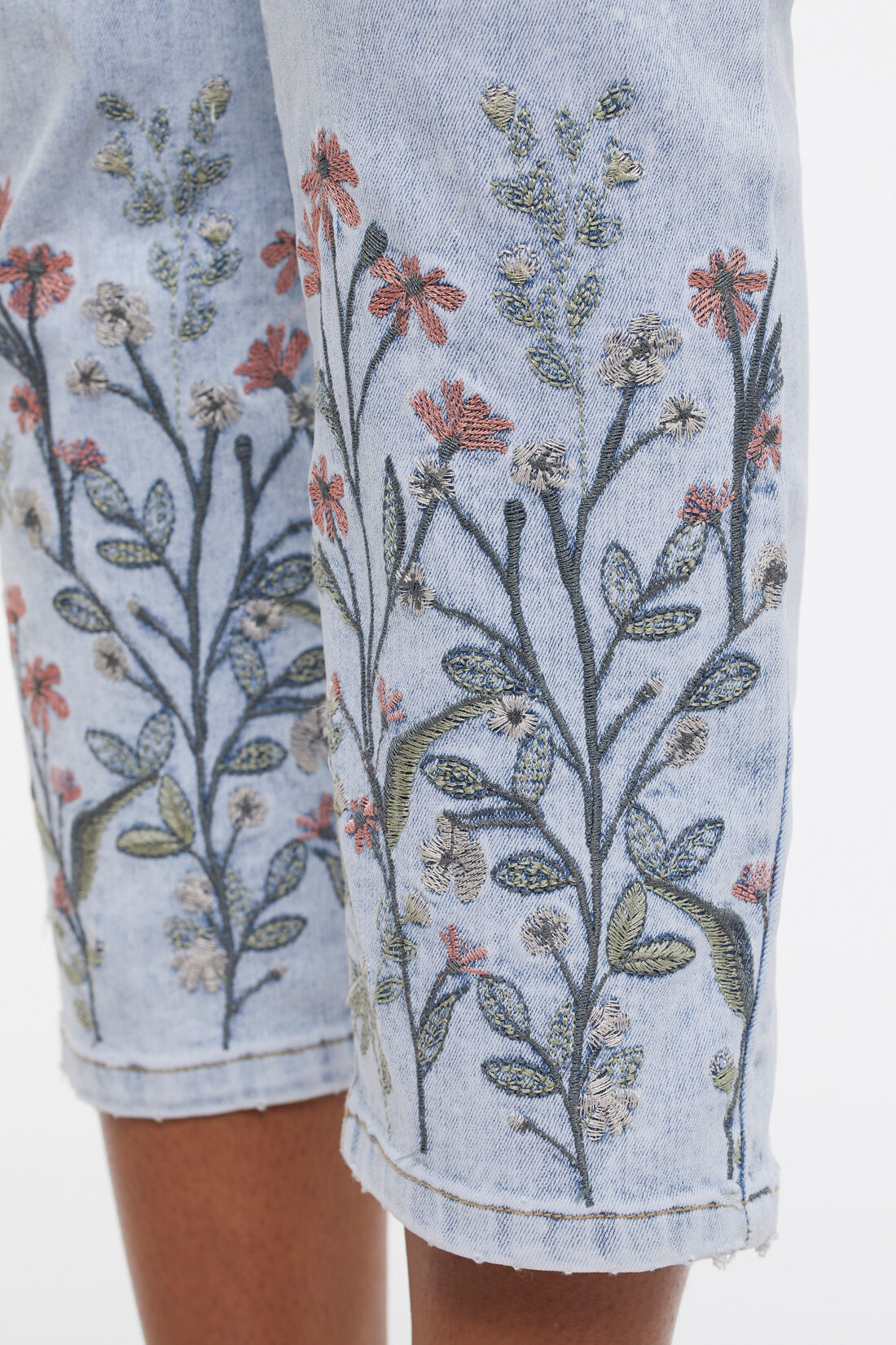 Floral Embroidered Jeans Image 3