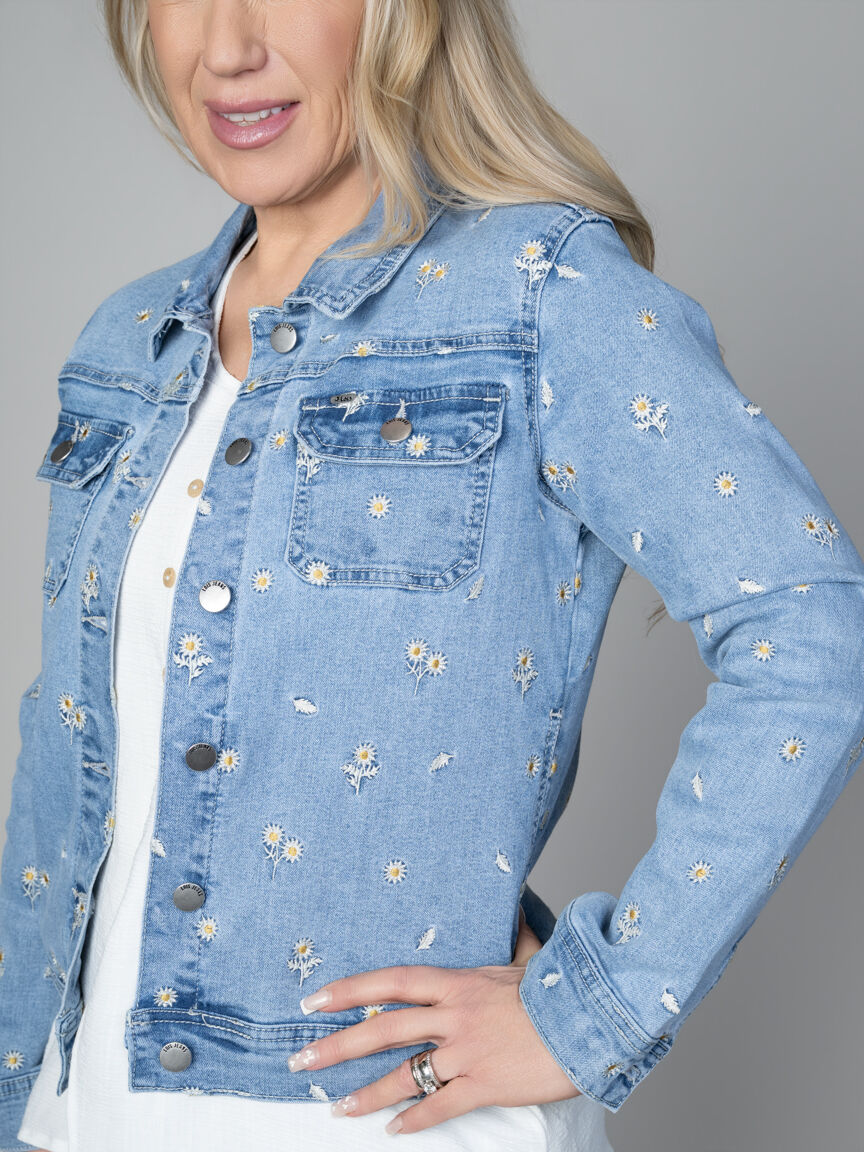 Marisa Relaxed Fit Denim Jacket With Embroidery 