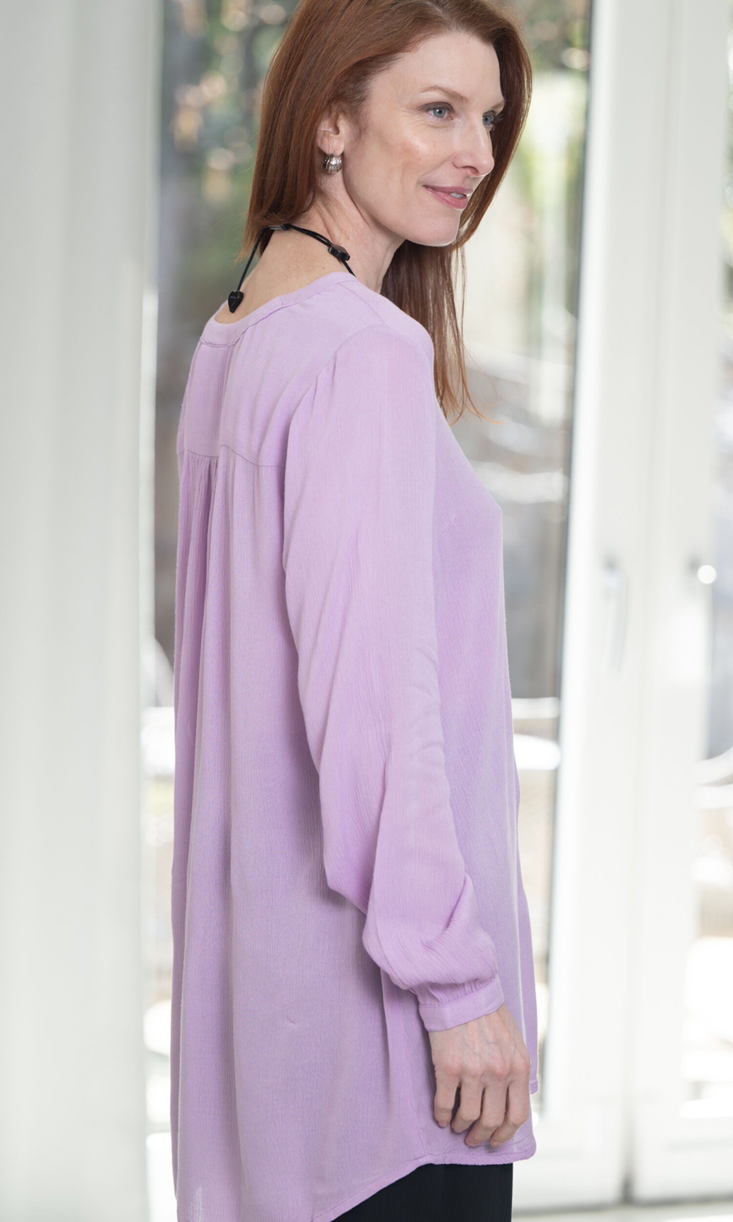 Long Sleeve Crinkle Cr&ecirc;pe Solid Tunic Image 2