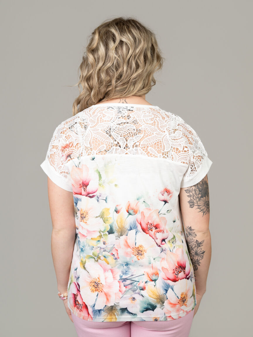 Short Sleeve Top With Crochet Yoke And Hotfix