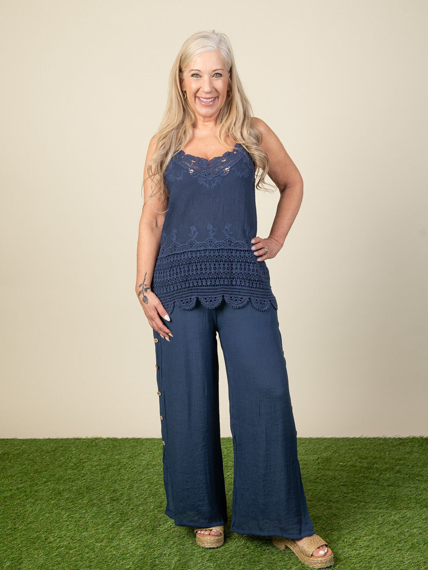 Flowy Pull-on Pants Image 5