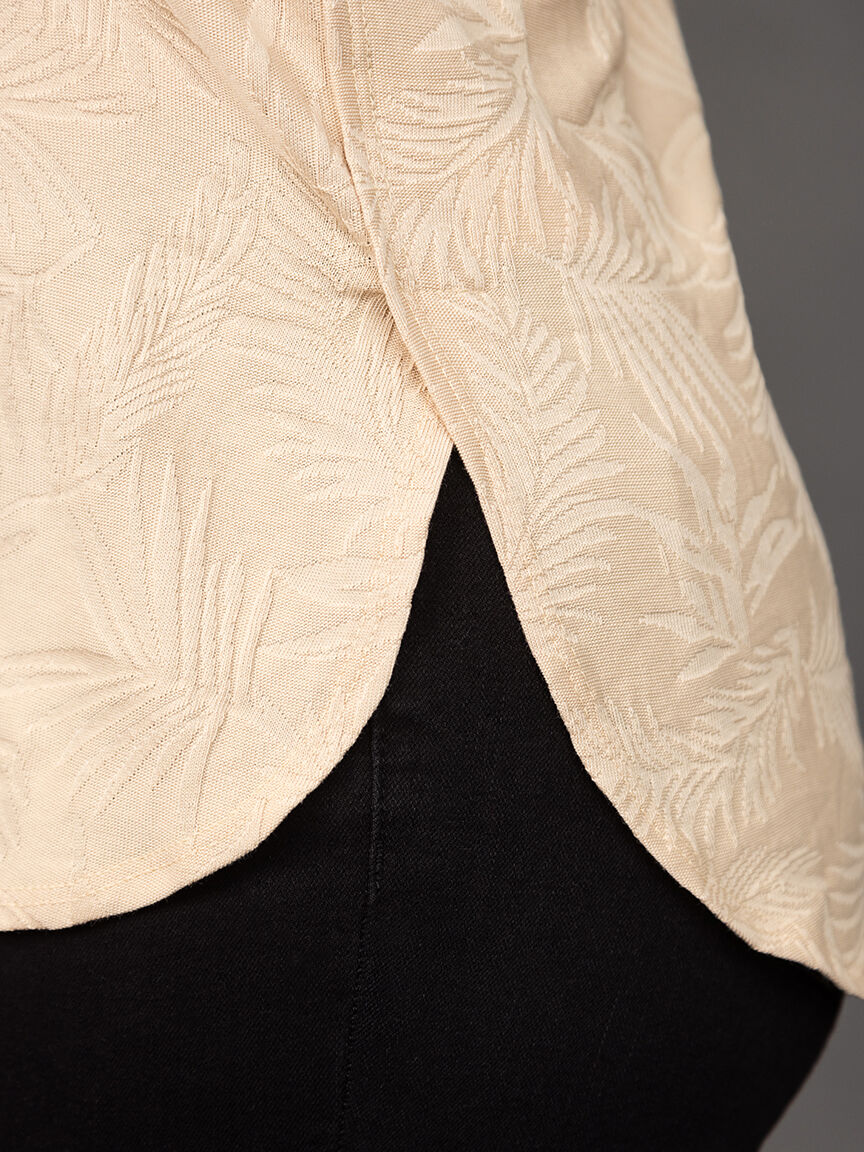 Foliage Jacquard Knit V-Neck Tank  Image 5