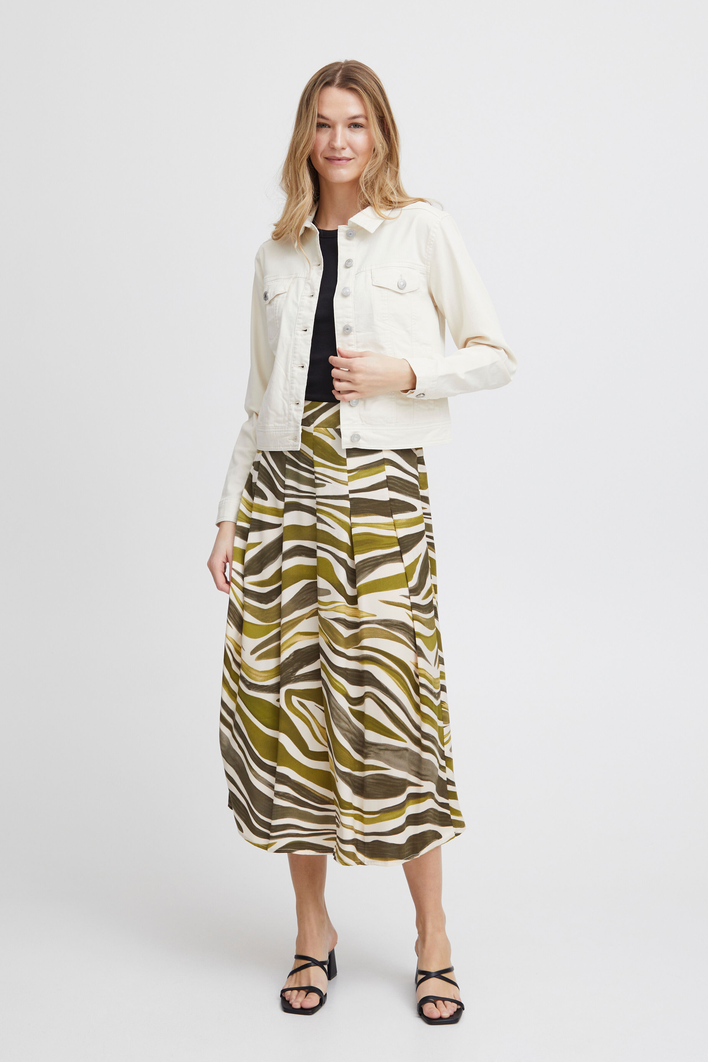 Denim Jacket Image 5