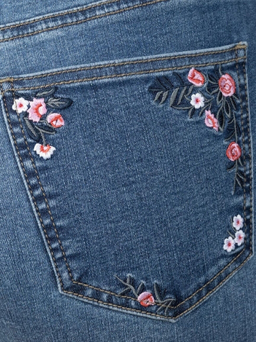 Charlot Curvy Straight Leg Jeans With Floral Embroidery