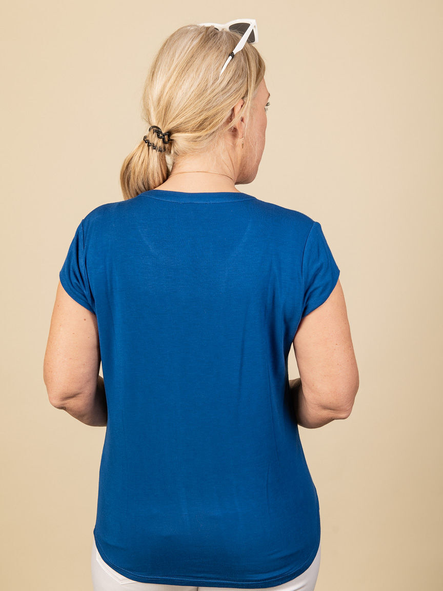 Short Sleeve Split Neck with Trim Detail 