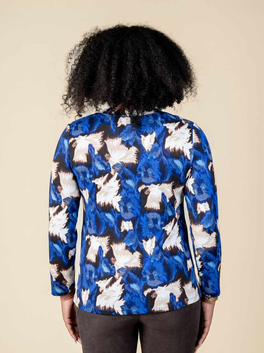 Long Sleeve V-Neck Top 