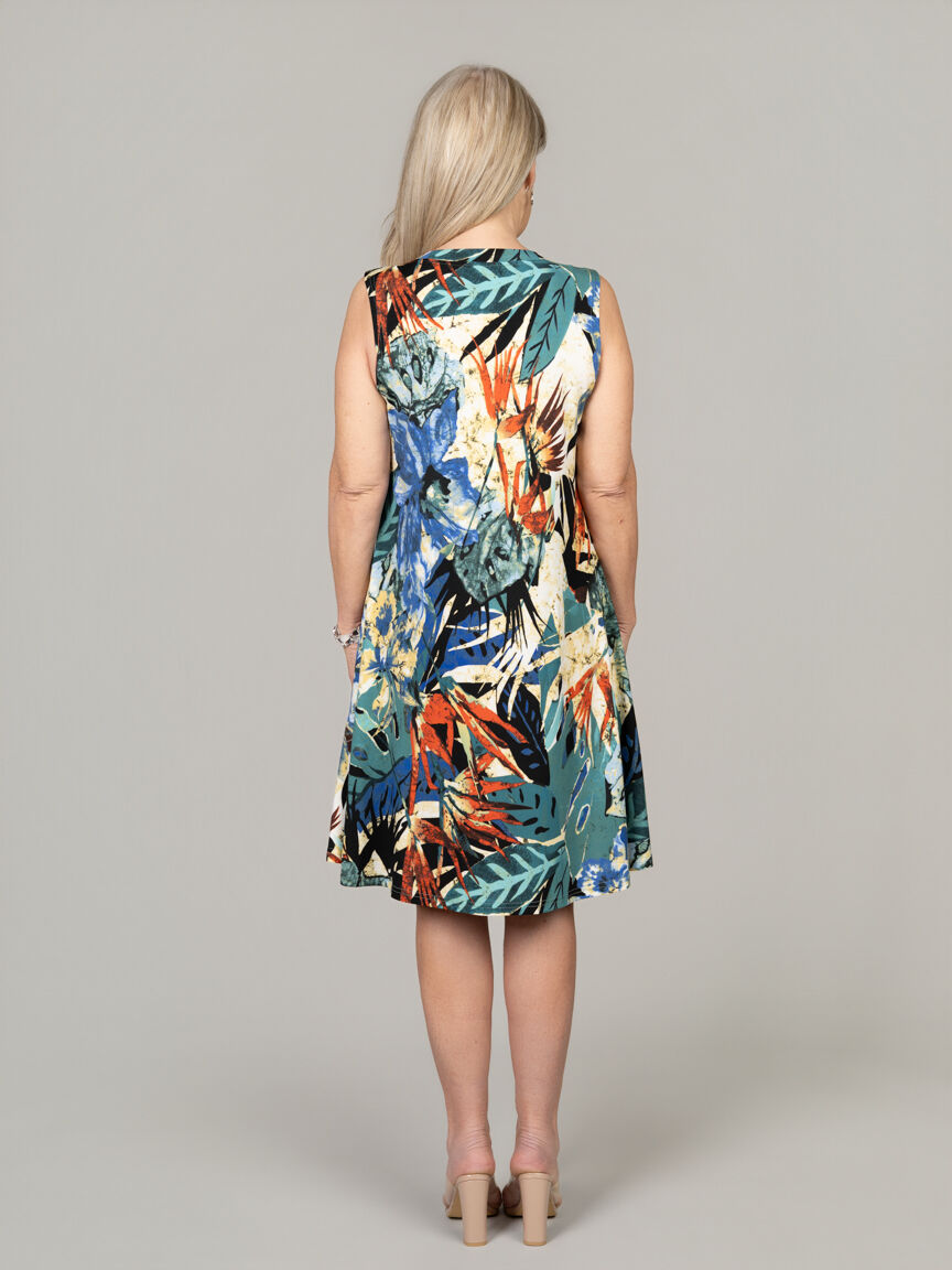 Sleeveless Knee Length Dress With Pockets
