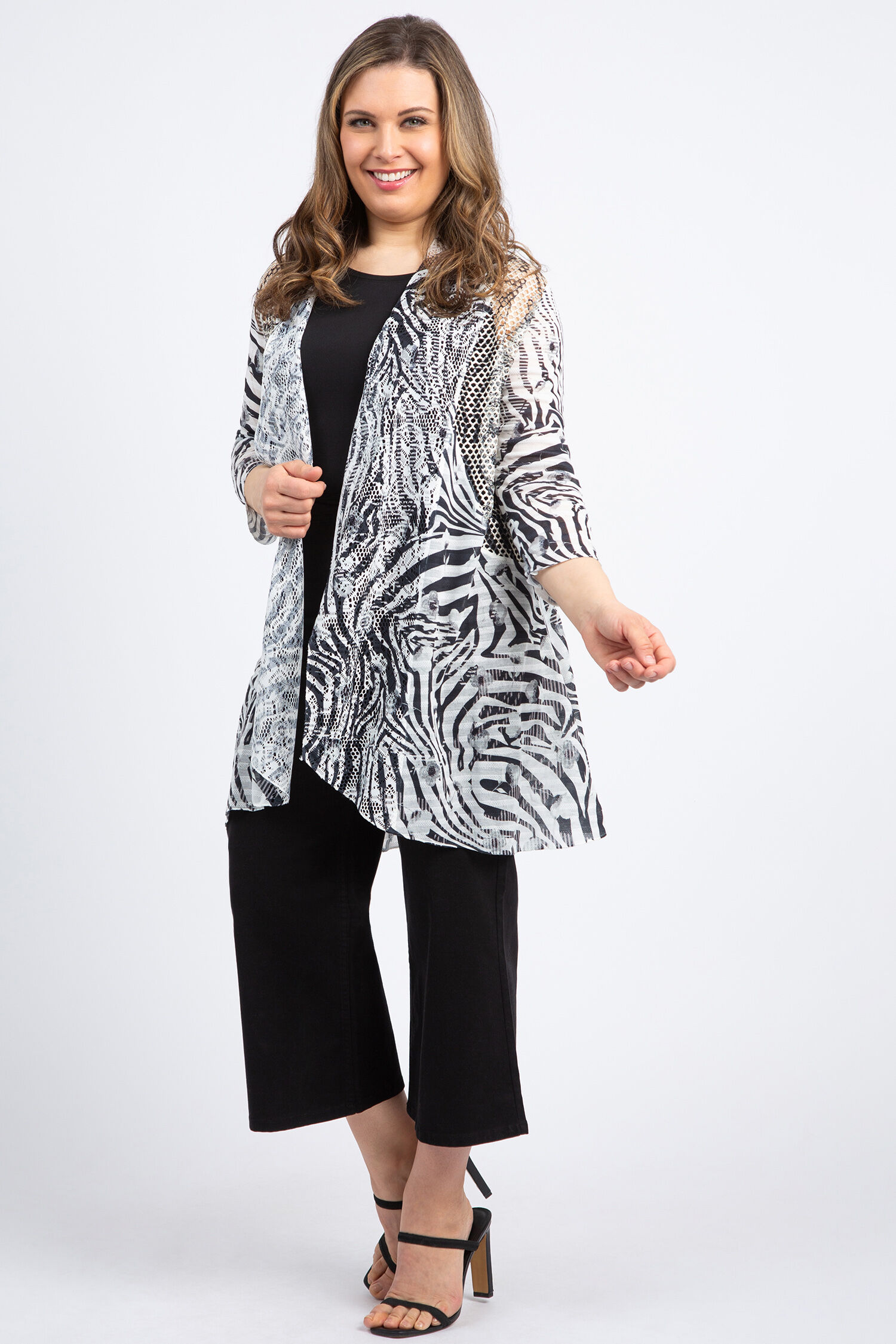 &frac34; Sleeve Printed Lace Front Cardigan Image 2