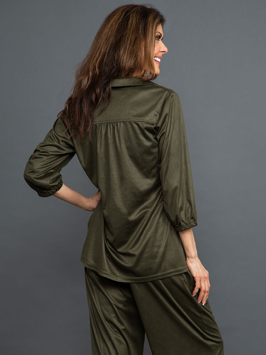 Elbow Sleeve Suede Top w/ Pointed Collar