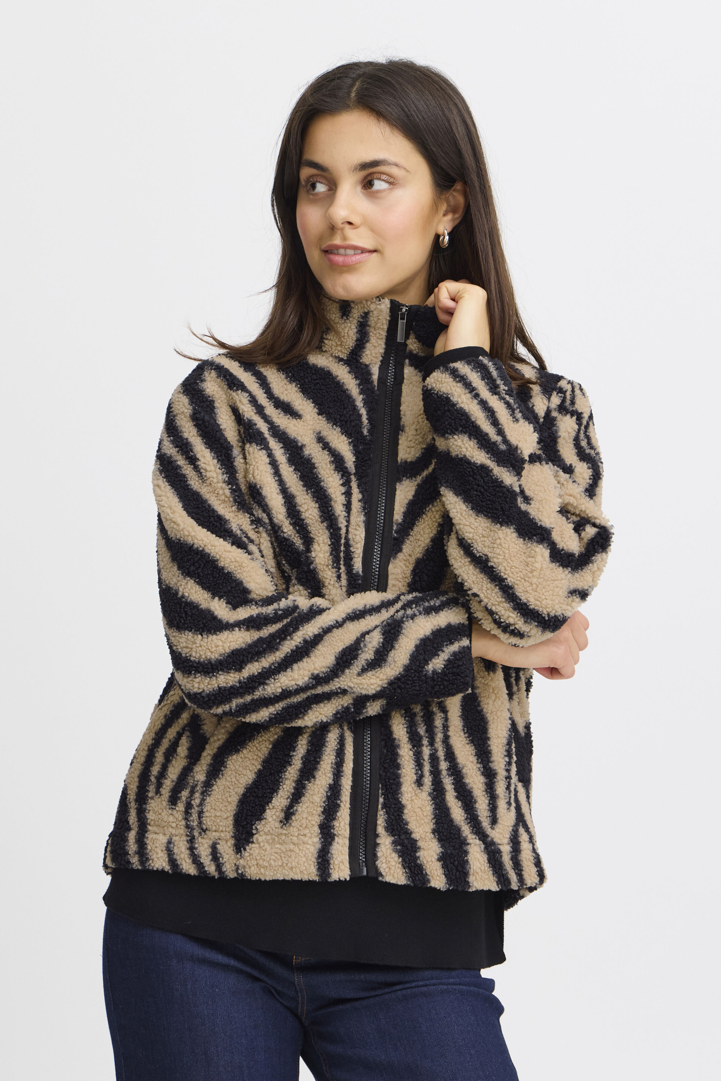 Animal Print Fleece Cardigan Image 4