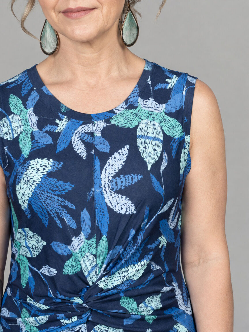 Sleeveless Knee-Length Dress with Knot Detail Image 3