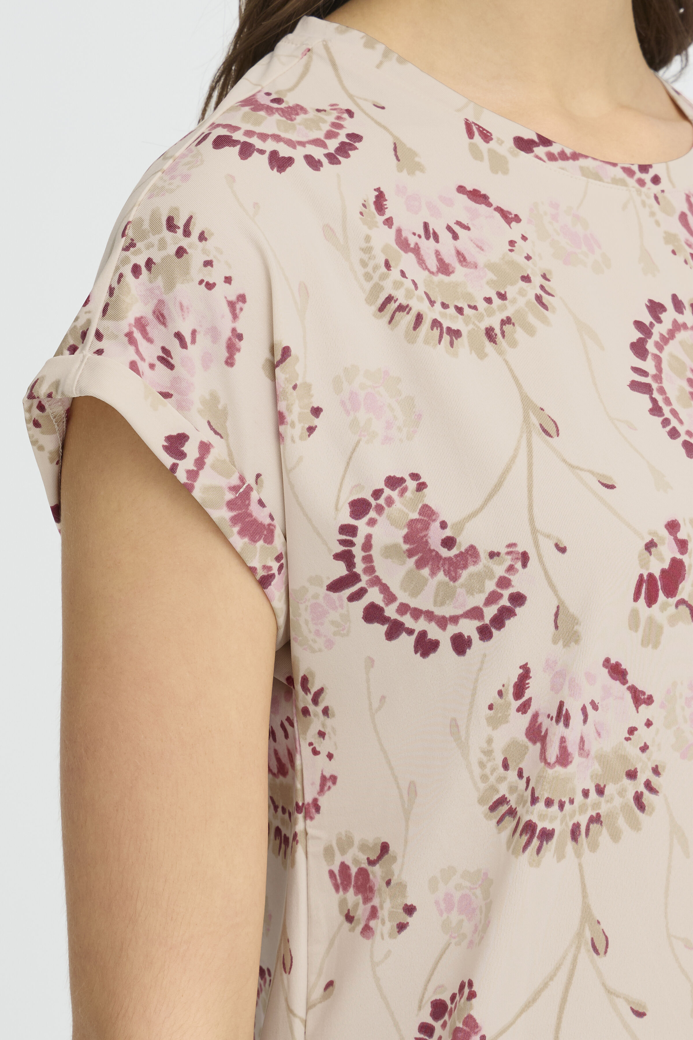 Rolled Short Sleeve Shirt Image 4