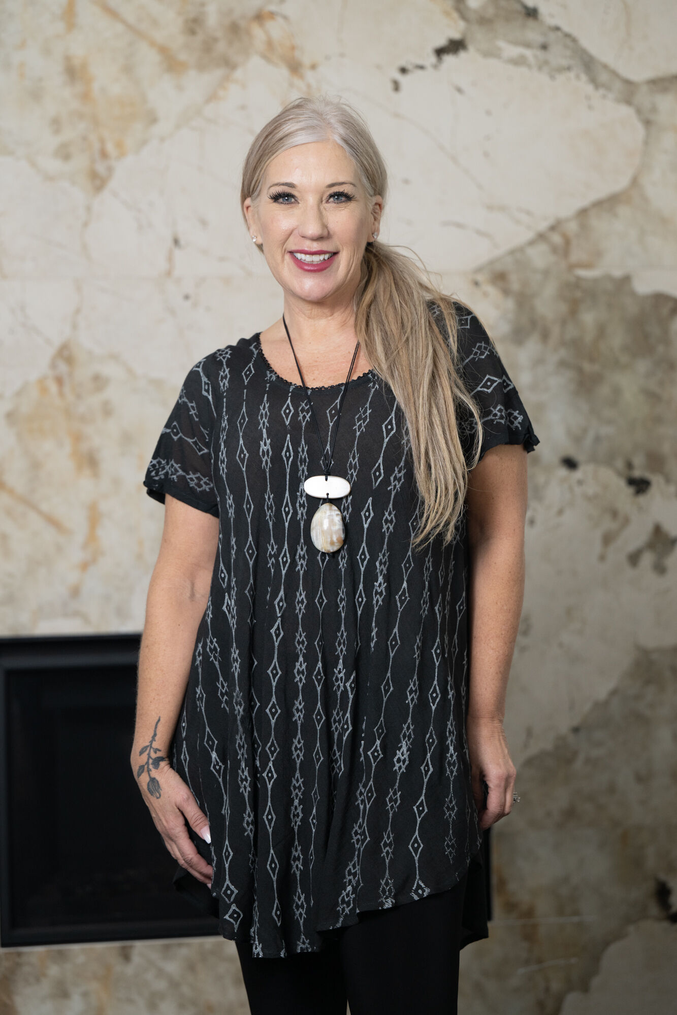 Round-Hem Tunic Image 1