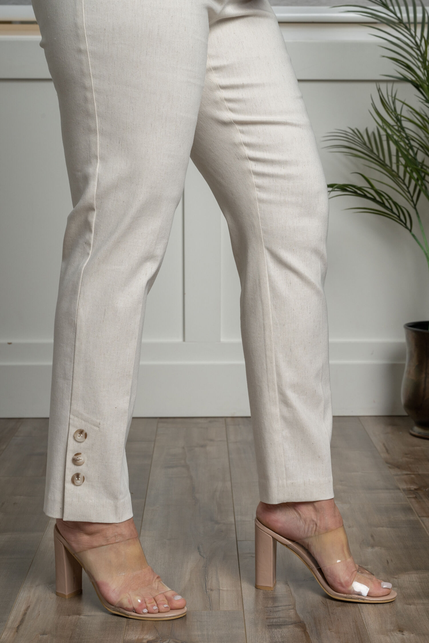Linen Ankle Pant Image 3