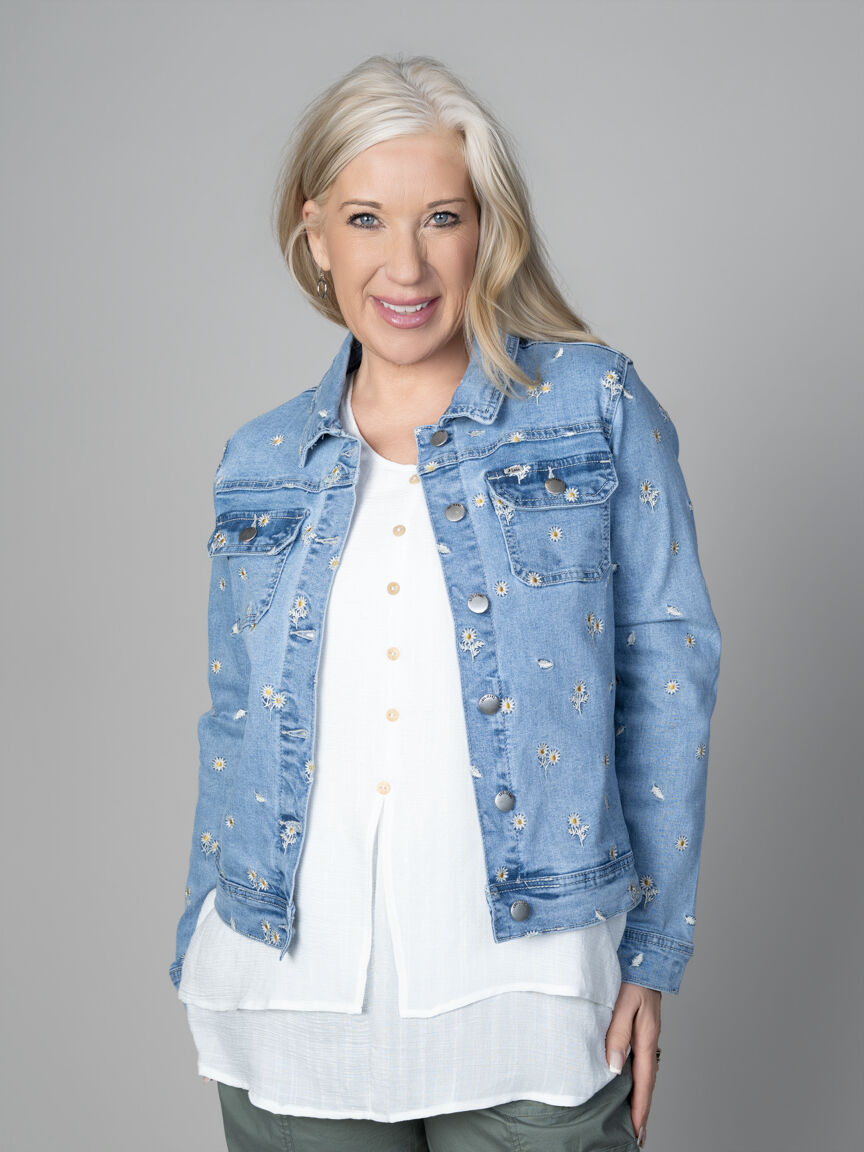 Marisa Relaxed Fit Denim Jacket With Embroidery 