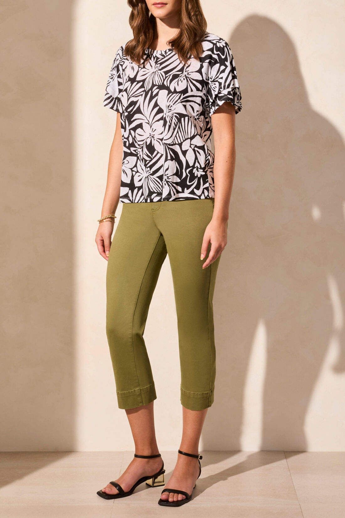 Linen Blend Ruffle Sleeve Top  Image 4