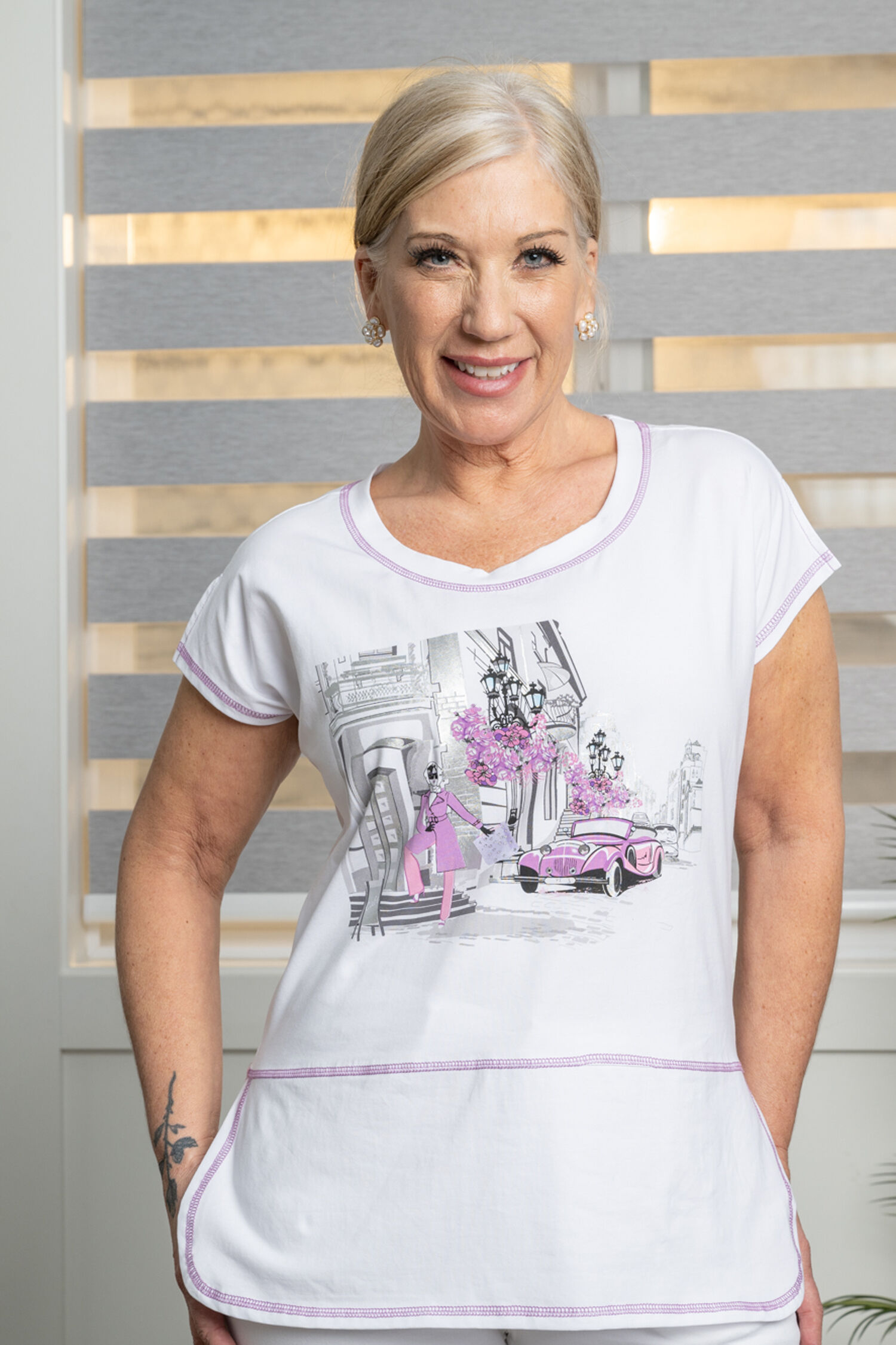 Cap Sleeve Stitch Trim Top Image 1