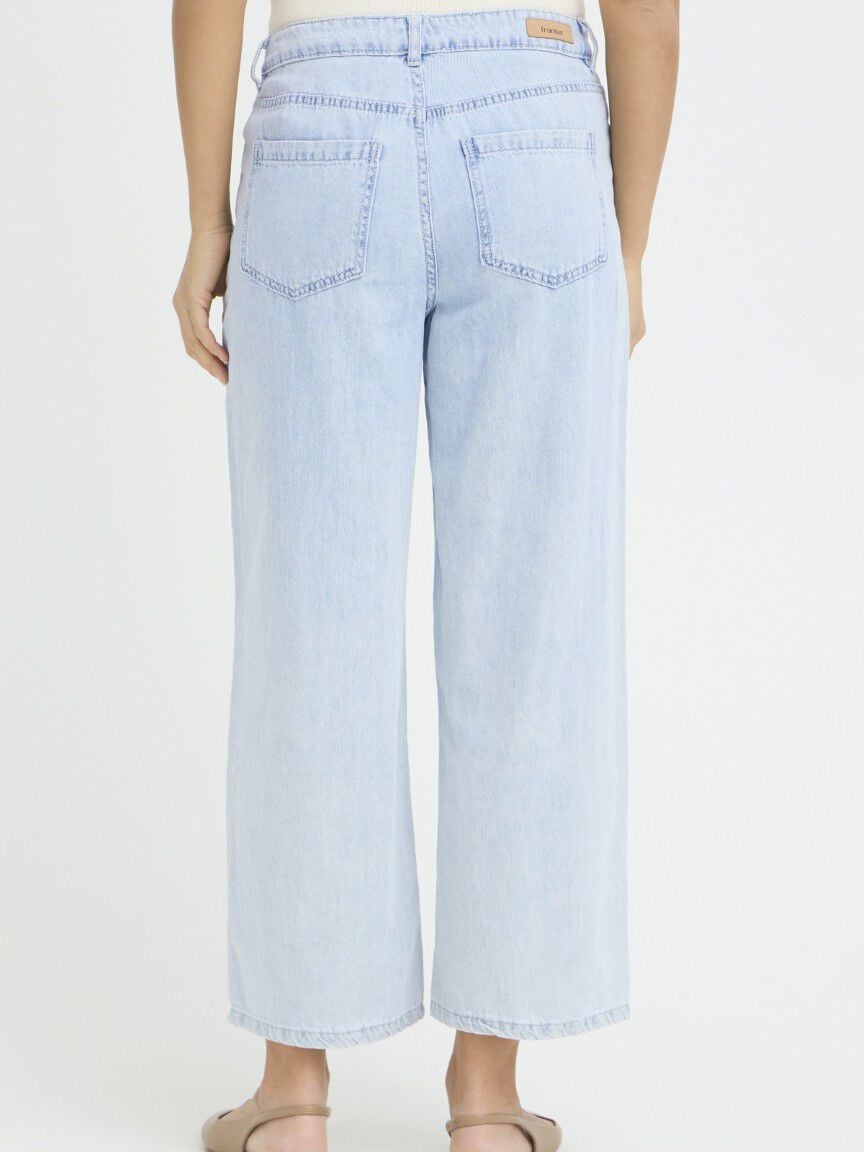 Wide Leg Cropped Jeans