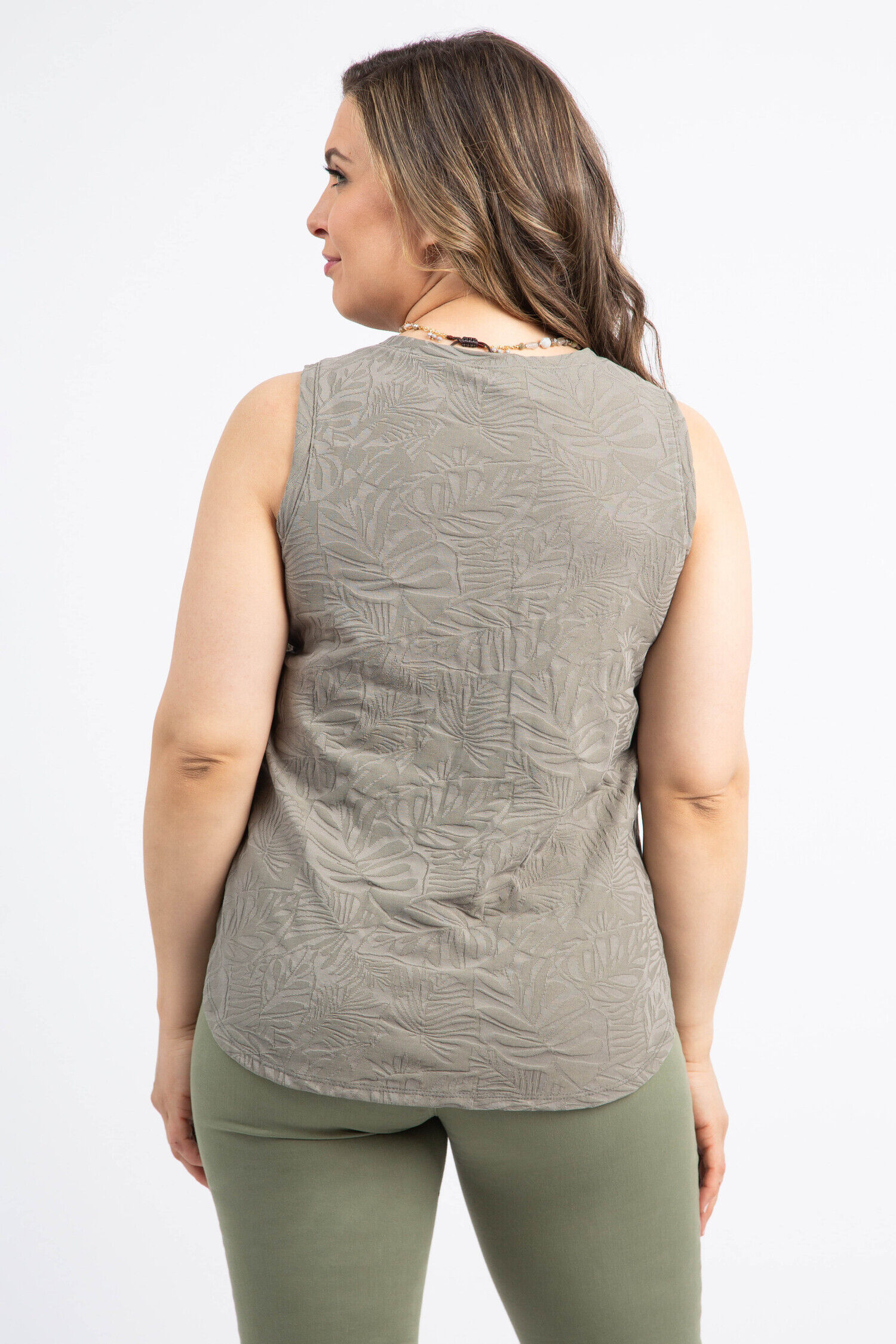 Textured V-Neck Tank Image 3