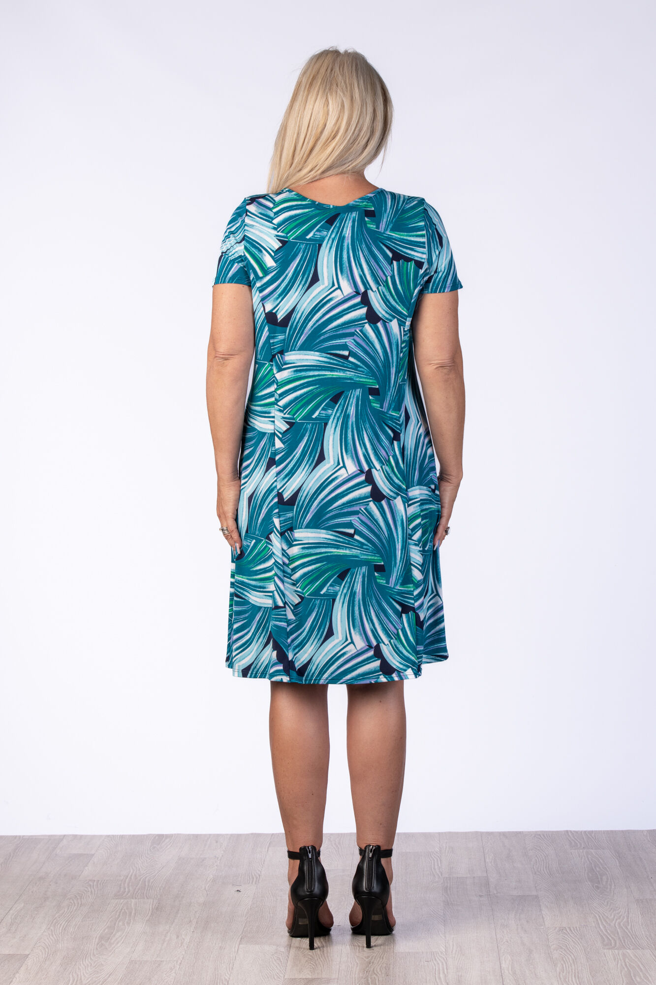 Kelowna Dress  Image 2