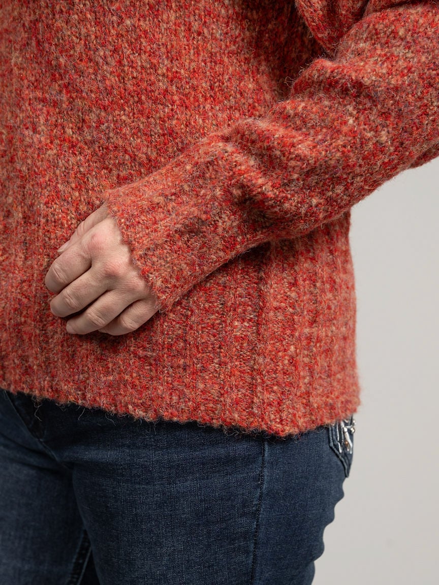 Long Sleeve Knit Sweater With Ribbed Trim Image 3