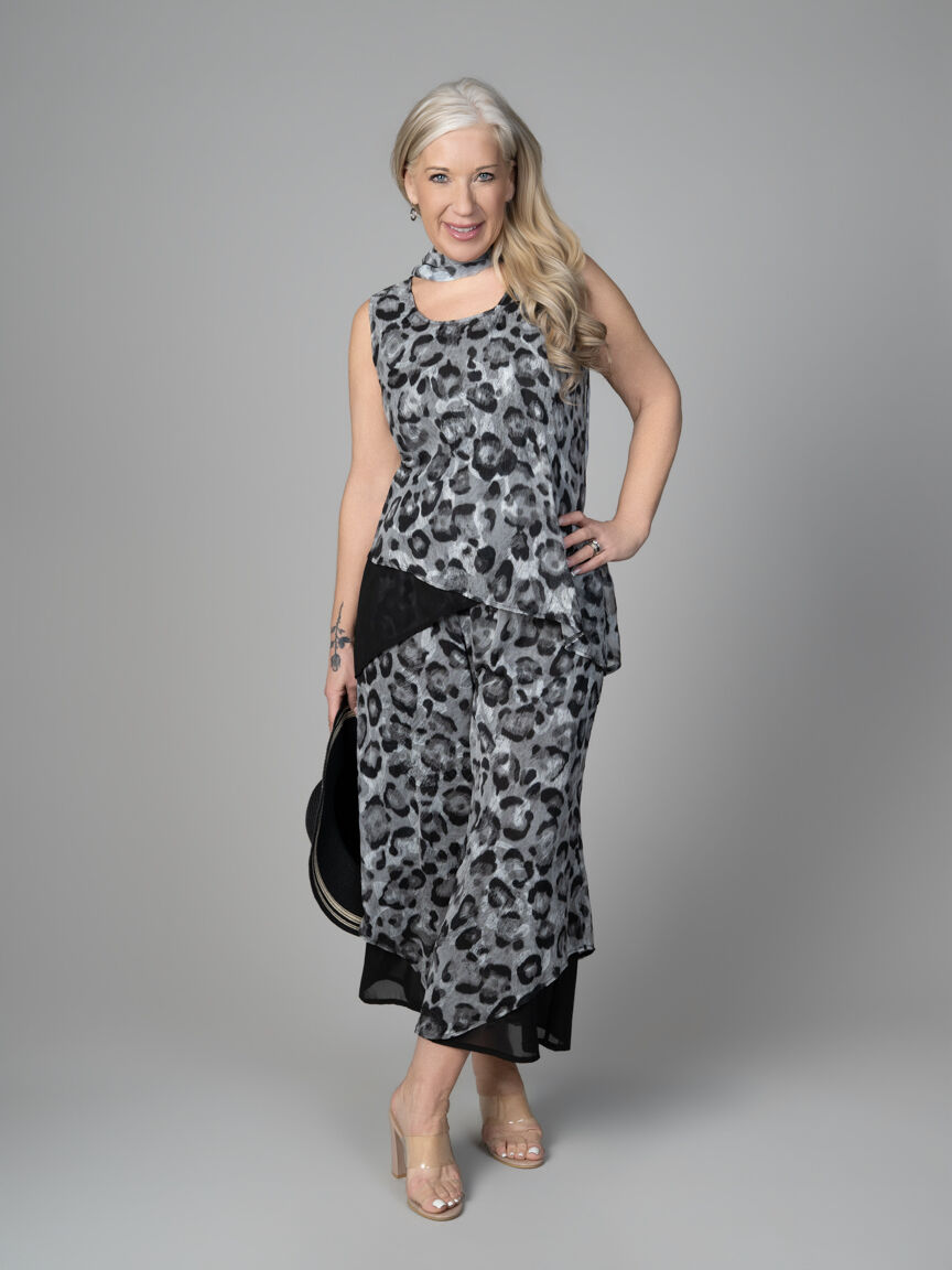 Layered Hem Sleeveless Top With Matching Scarf