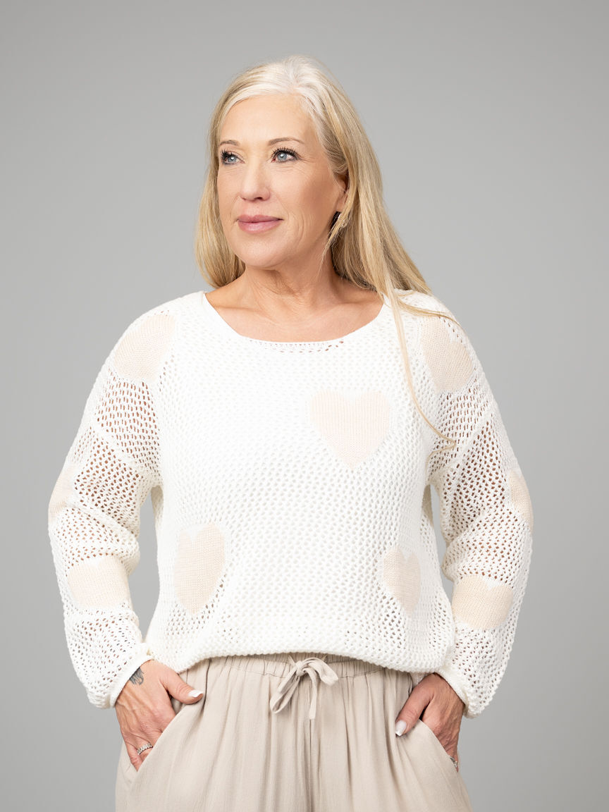 Wide knit Sweater With Hearts