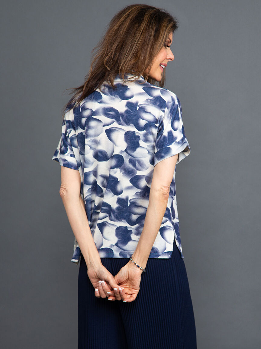 Mock Neck Short Sleeve Knit Top Image 4