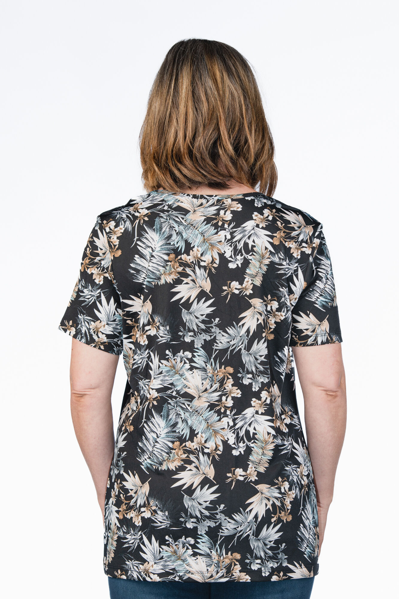 Paint Keyhole Tee Image 2