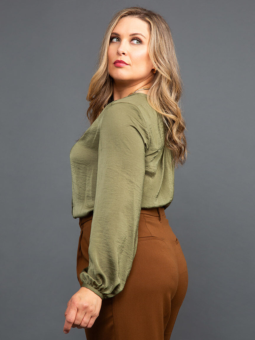 Balloon Sleeve Button-Up Blouse Image 4