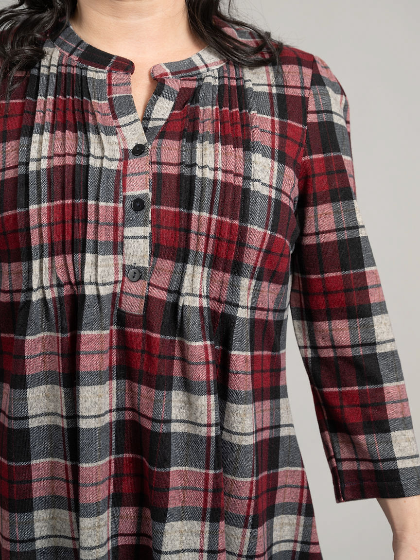 &frac34; Sleeve Plaid Blouse