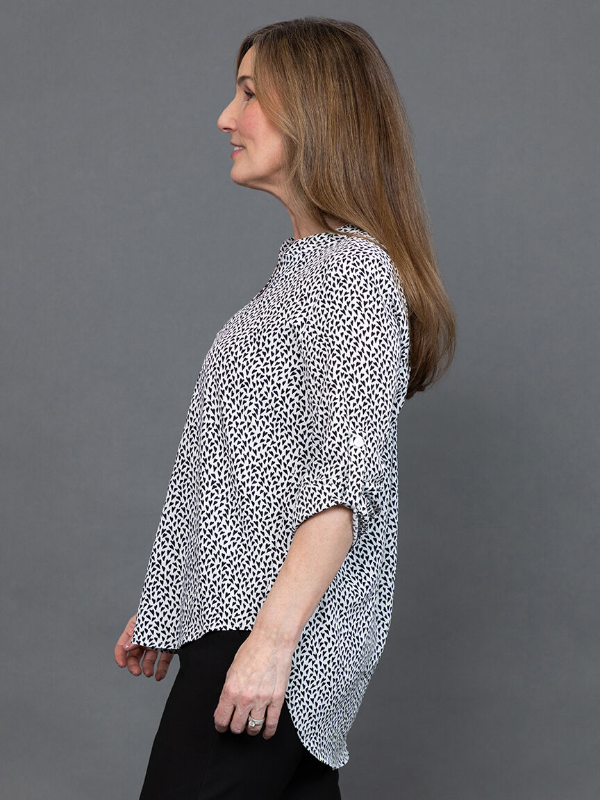 Heart Print &frac34; Sleeve Roll Tab Blouse Image 3