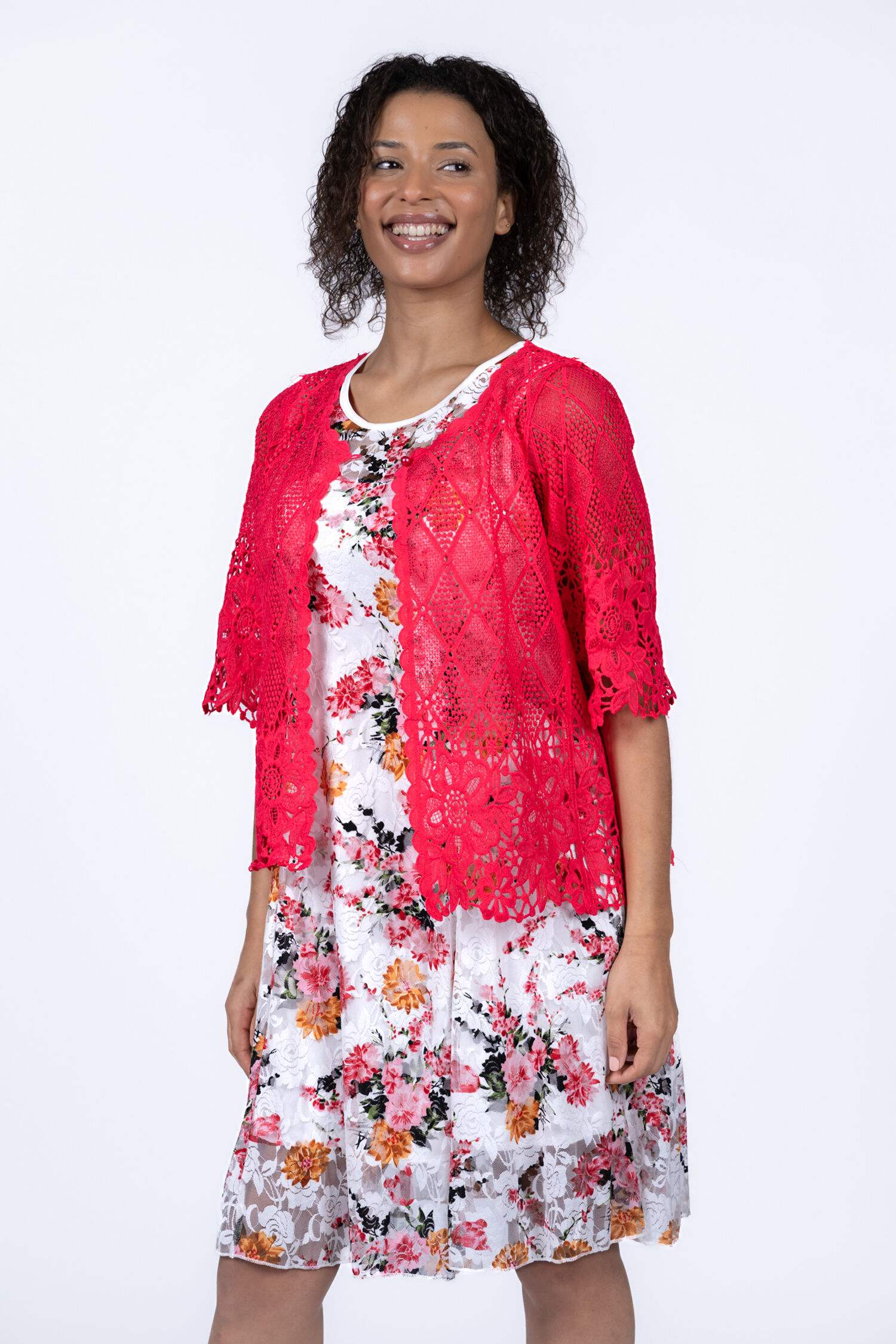 &frac34; Sleeve Crochet Lace Short Cardigan Image 1