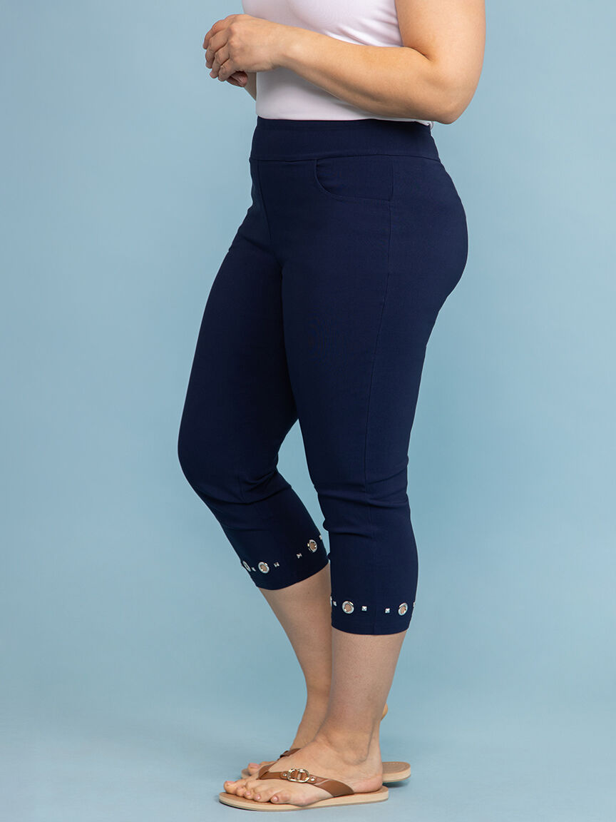 Gromet Accent Pull-On Carpi  Image 3