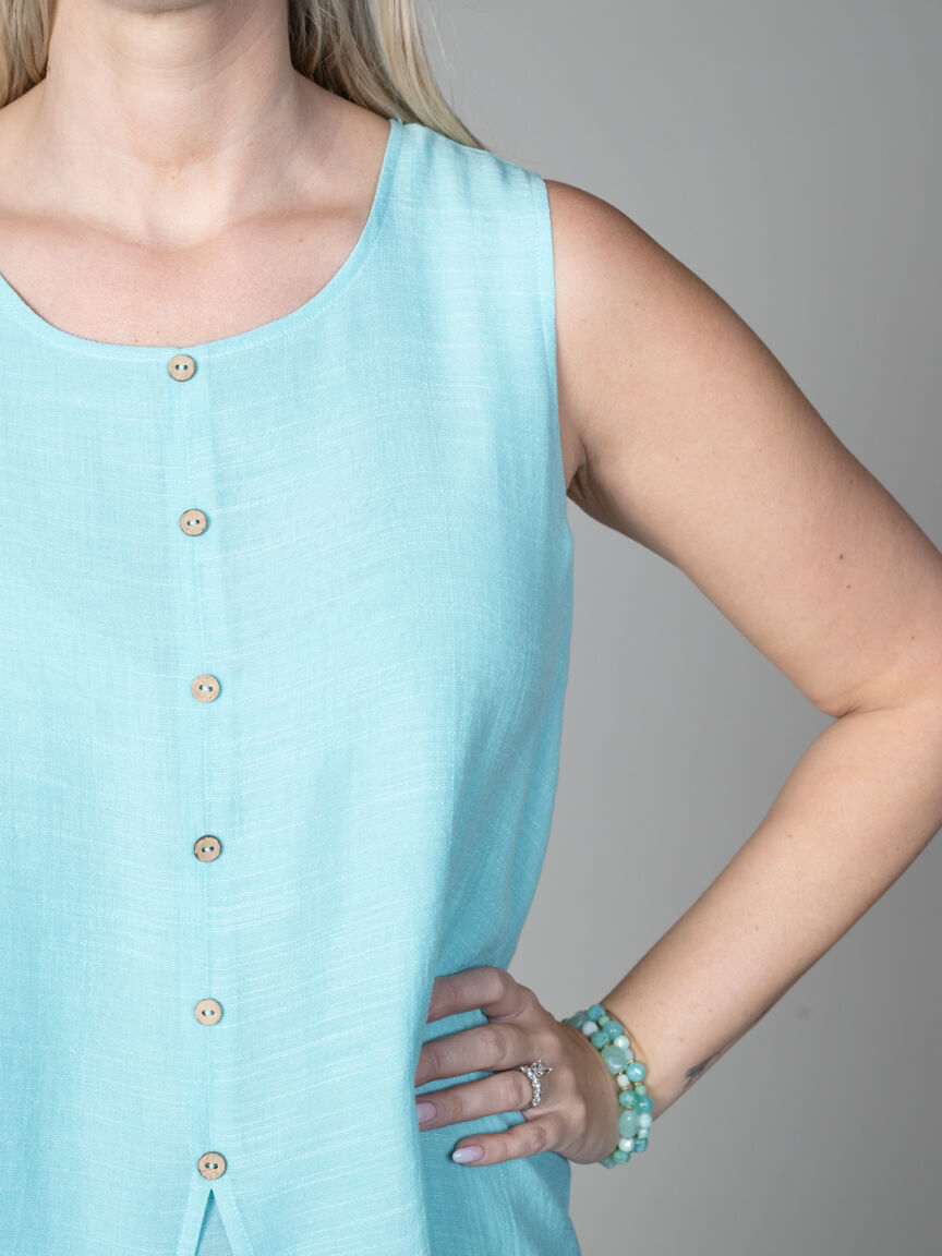 Layered Sleevless Button Shirt