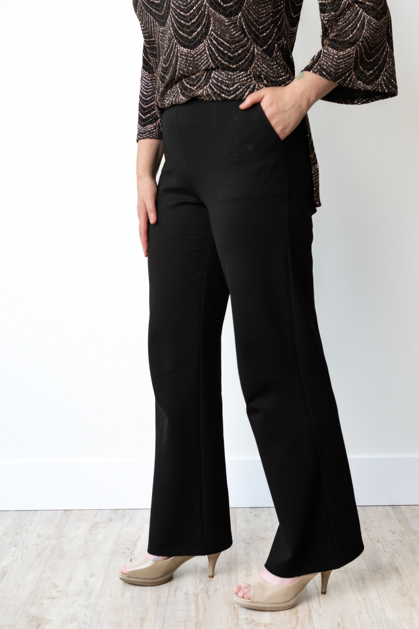 Classic Wide Pants Image 1