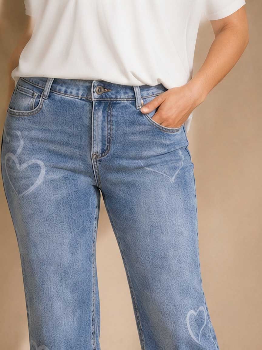 Sophia Curvy Straight Ankle Jeans Image 3