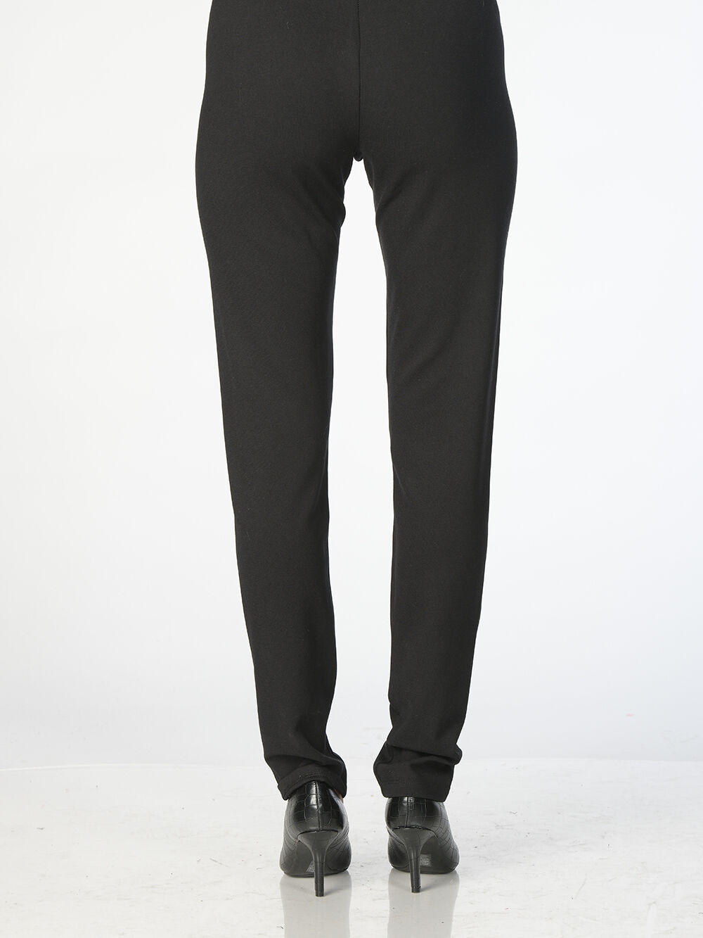 Wardrobe Essential Legging Image 3