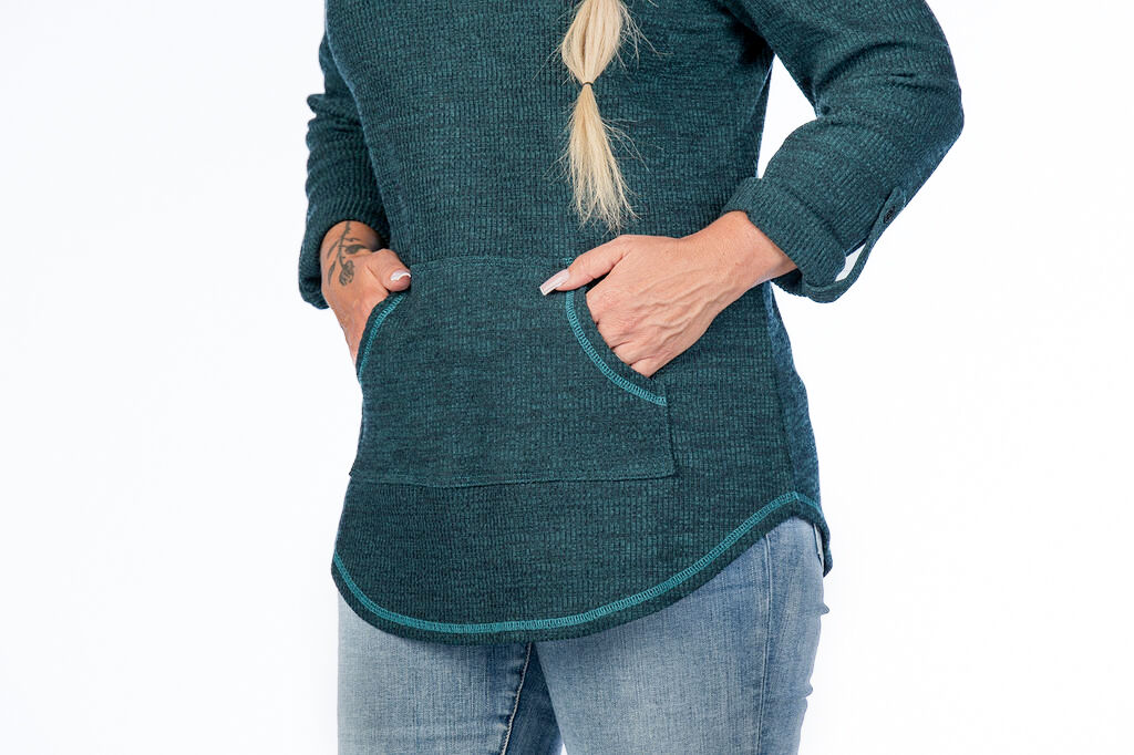 Kangaroo Knit Pocket Shirt-Tail Top   Image 4