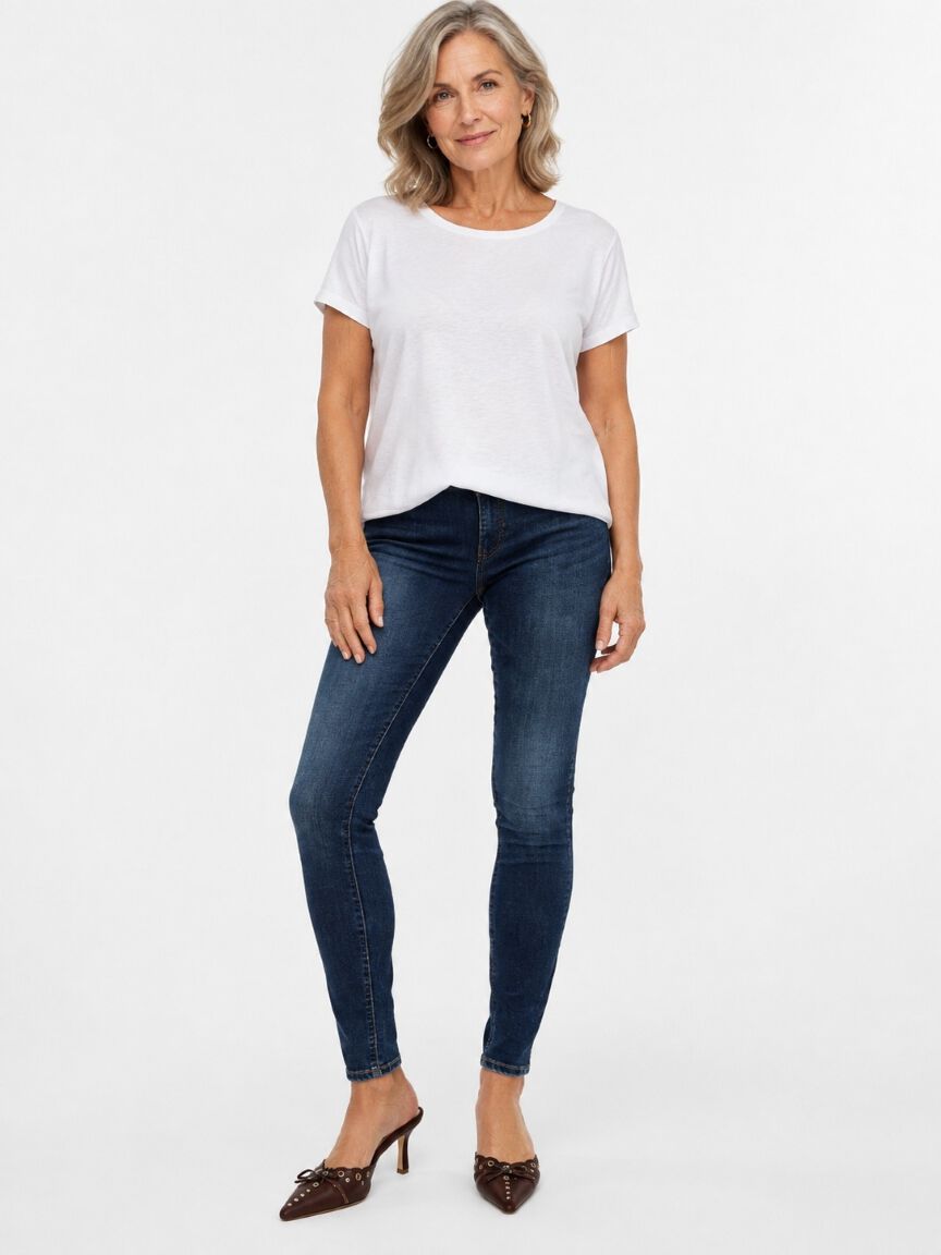 Classic 5-Pocket Skinny Jeans Image 1