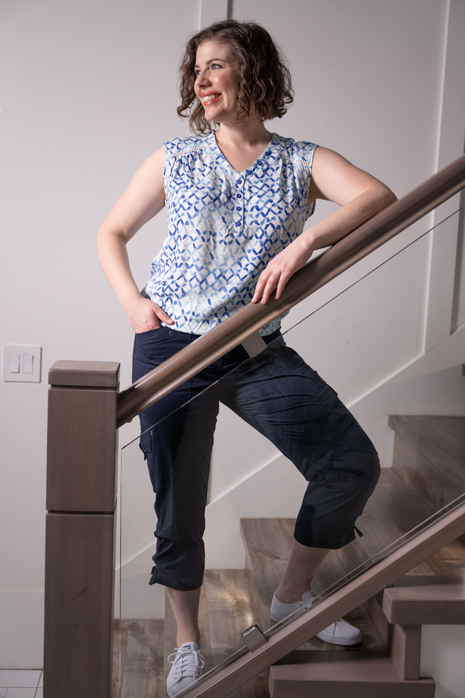 Capri Pant with Drawstring Image 4