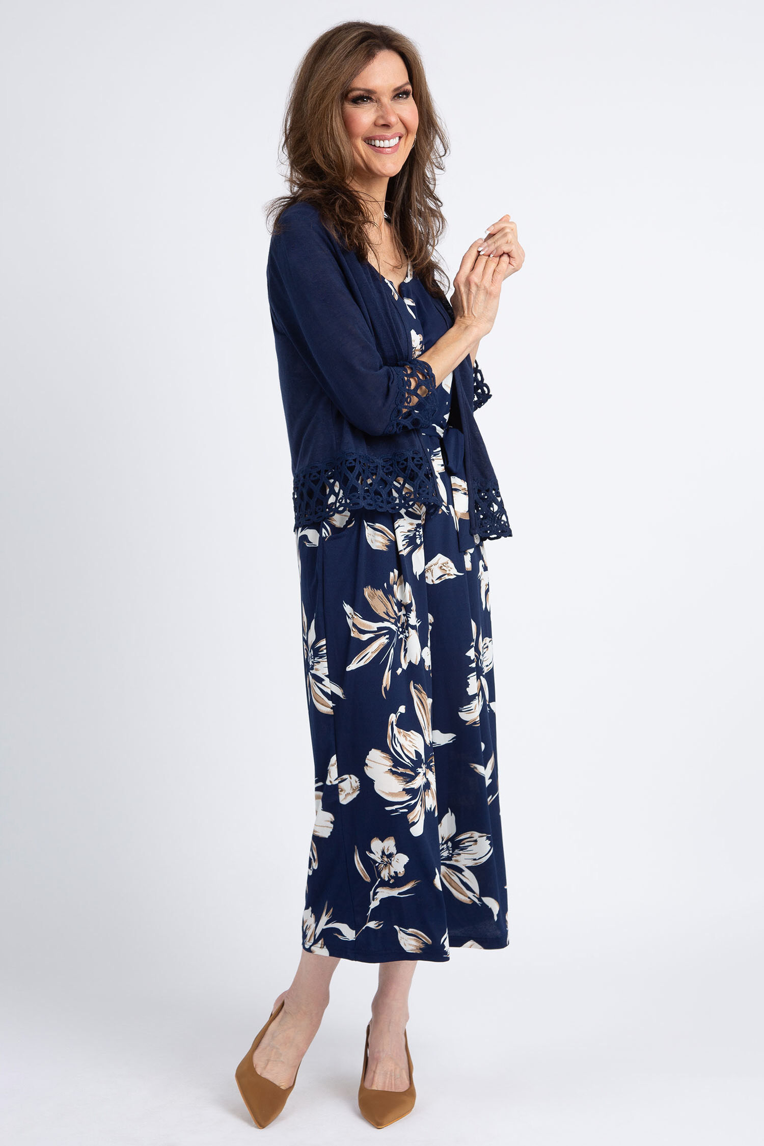 Crochet Trim Cropped Cardigan Image 3