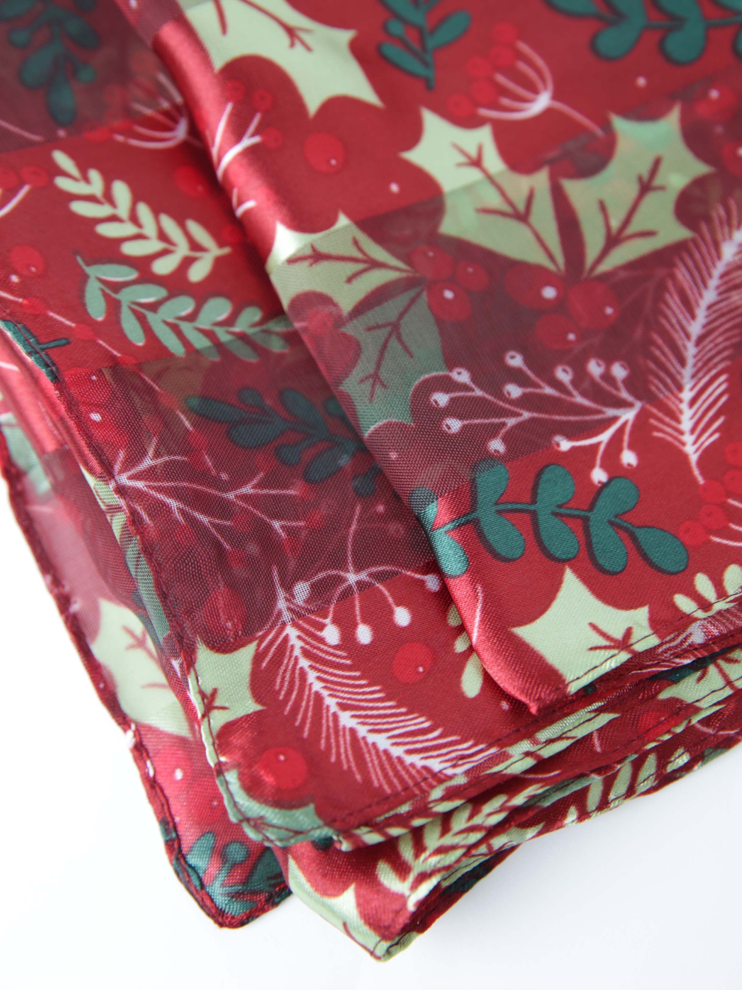 Holly Berry Scarf  Image 3