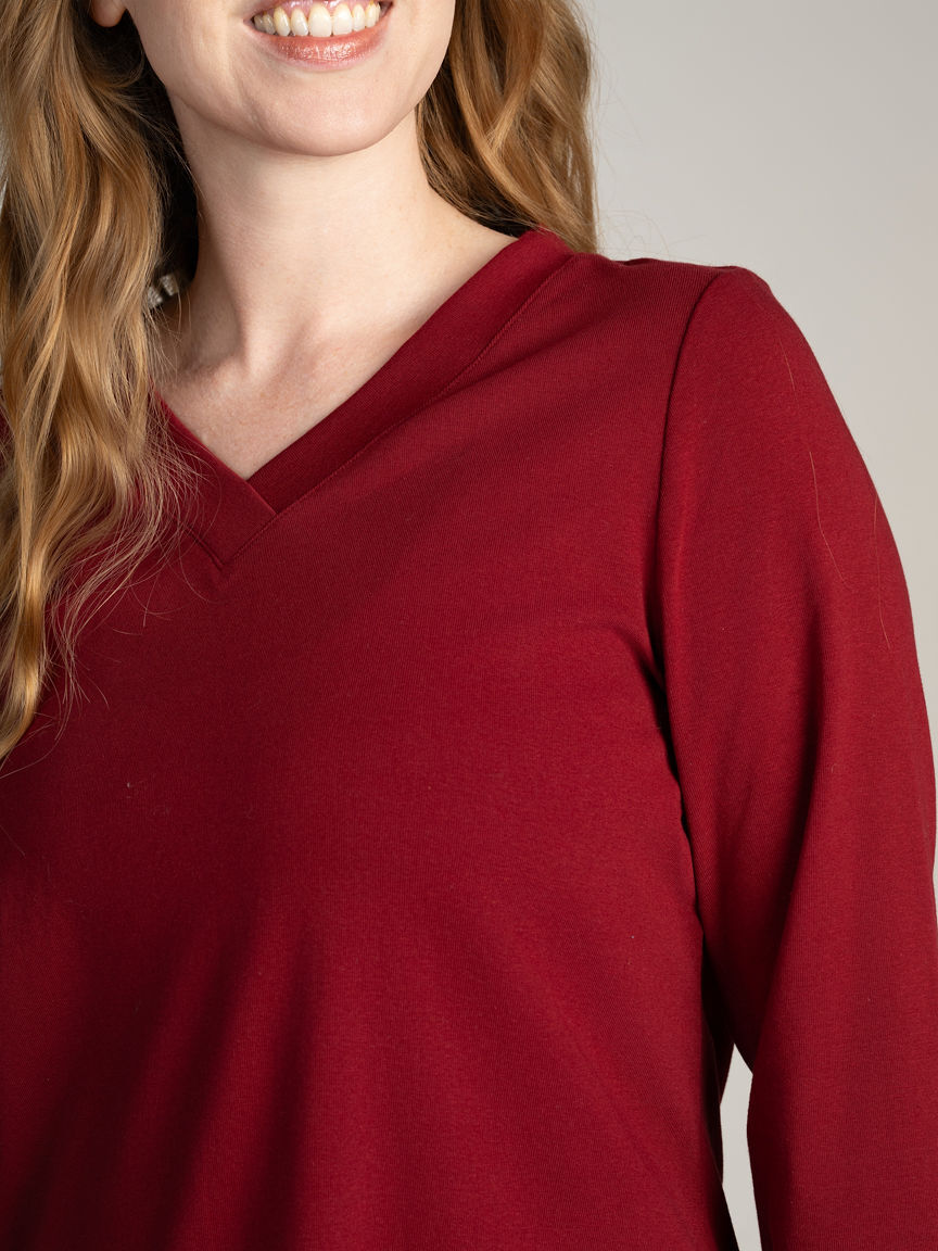 3/4 Sleeve V-Neck Top Image 4