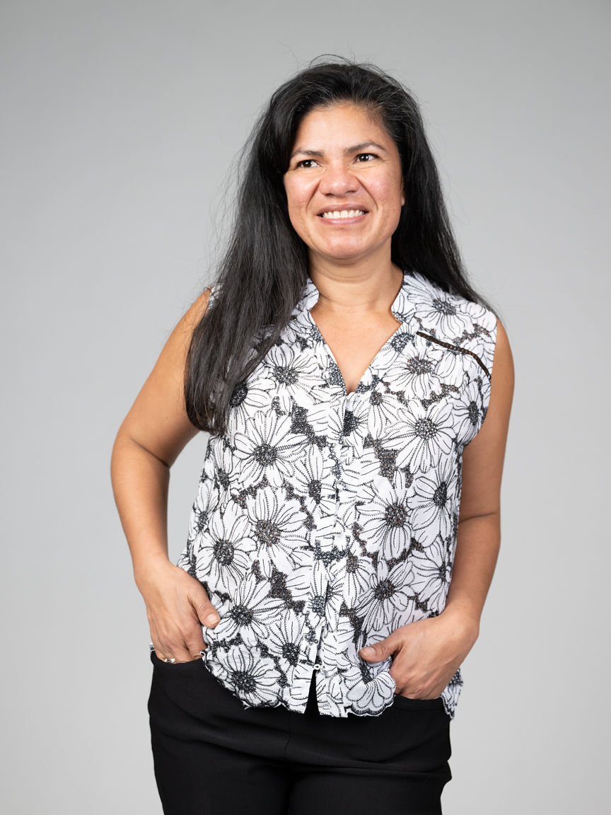 Sleeveless Flower Stitch Summer Top