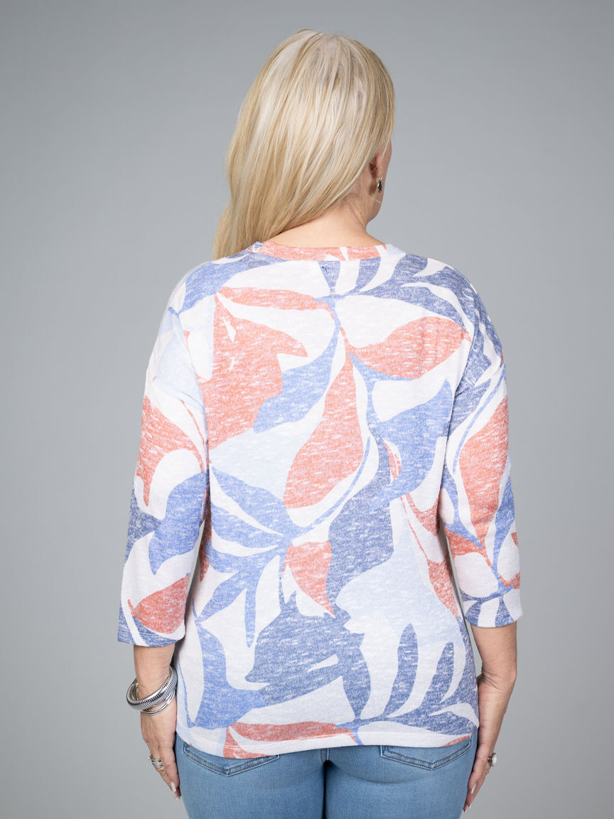 3/4 Sleeve Crew Neck Top Image 3