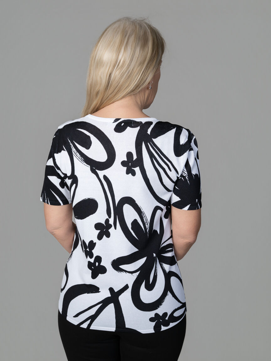 Short Sleeve Sweater With Hotfix