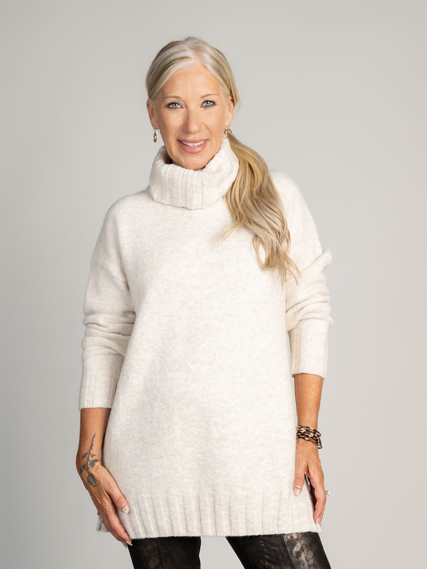 Turtleneck Knit Tunic