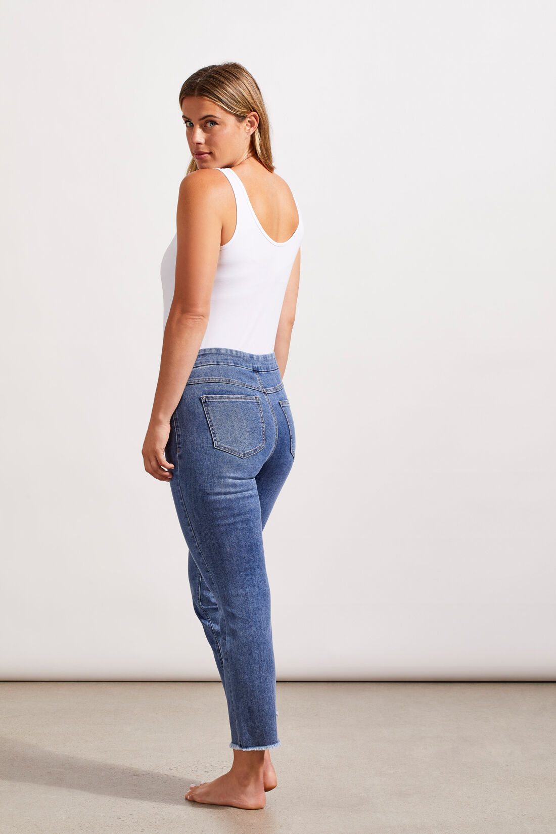 Audrey Pull-On Straight Crop Pant Image 2